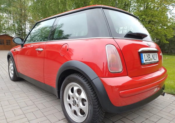 MINI ONE cena 9900 przebieg: 220000, rok produkcji 2002 z Dzierzgoń małe 704